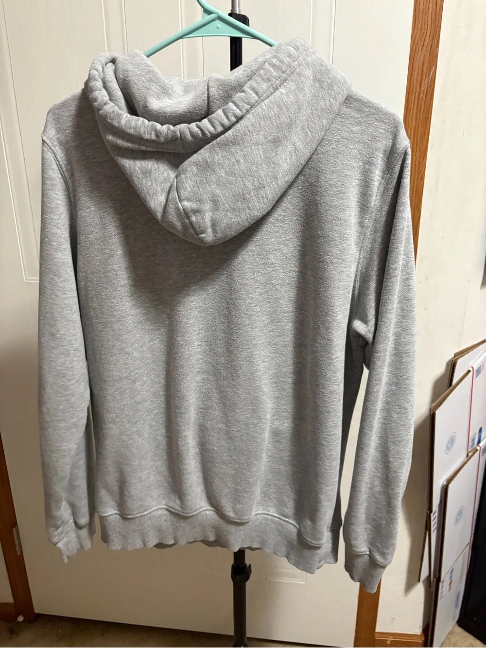 The North Face Men's Light Gray Logo Hoodie Sweatshirt